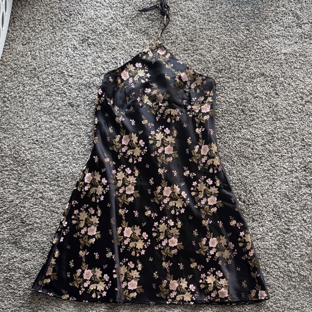 Lulu's Black Floral Halter Mini dress. New without tag. Never worn